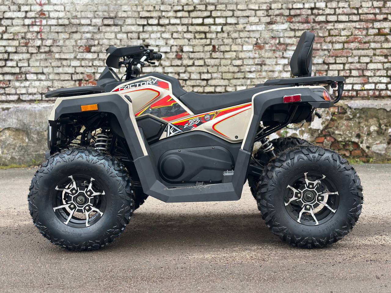 Racer Ranger 250 боковой ракурс