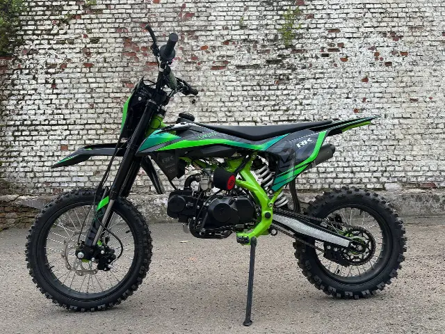 Питбайк Racer TRZ 125 E-start: яркий новичок с комплектом настоящего мотоцикла