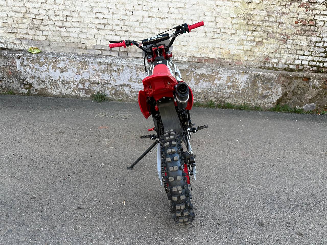 Racer CRF 125 вид сзади