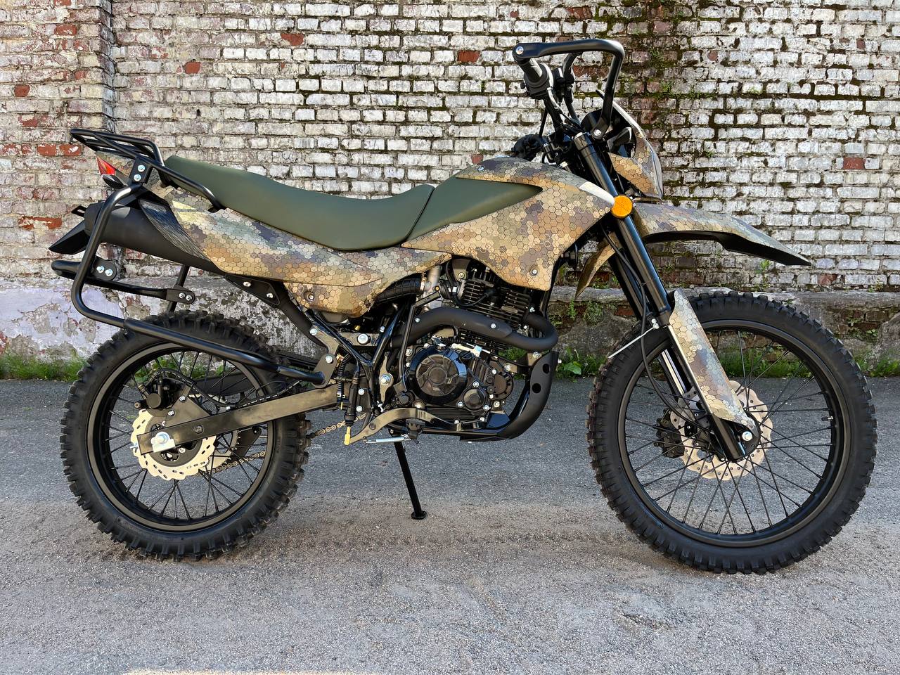 Racer Panther 300, вид спереди справа, высокий клиренс