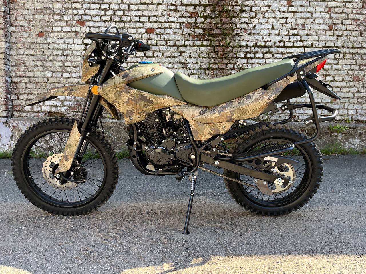 Racer Panther 300, левый профиль