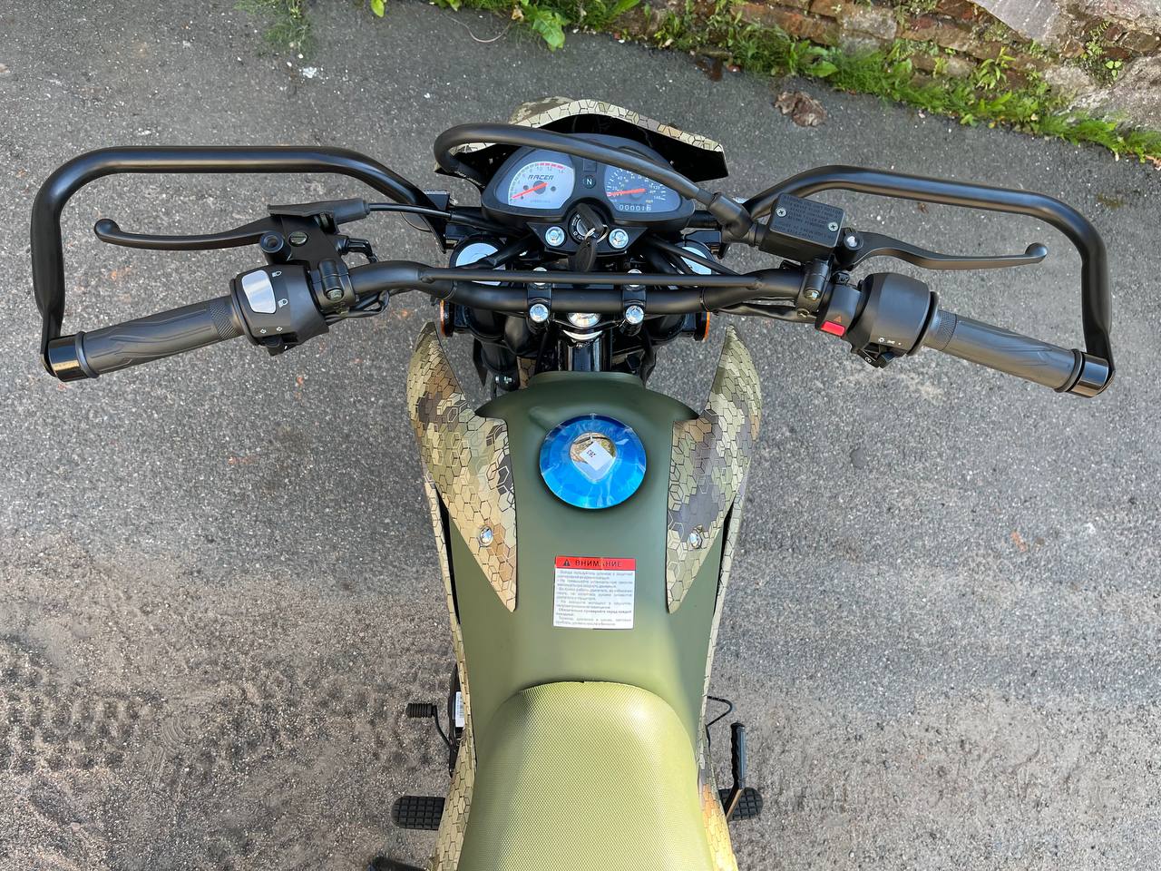 Racer Panther 300, кокпит: приборка и органы управления