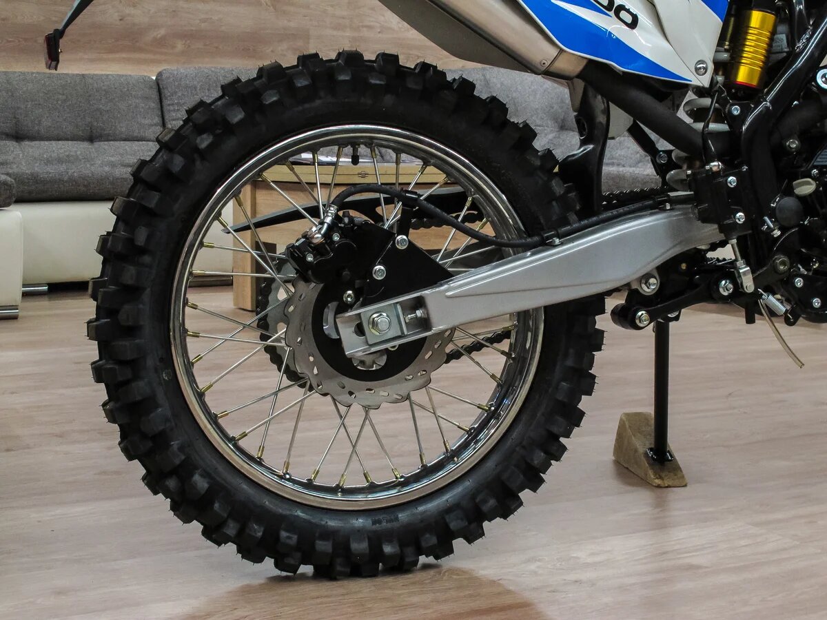 Обзор мотоцикла Racer RC300-GY8A Enduro